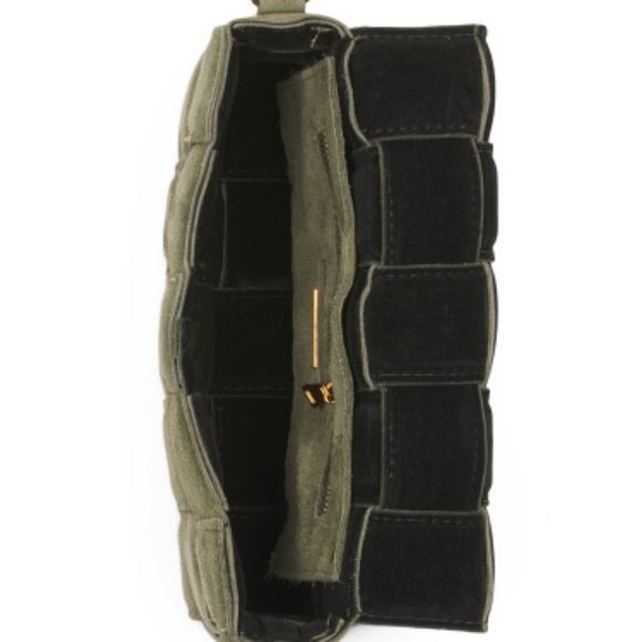 NWT VIOLA CASTELLANI Olive green Suede Cassette Crossbody Made In Italy - Picture 4 of 5